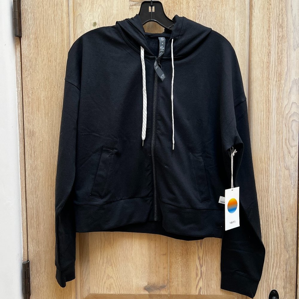 NWT Vuori — Granite Cropped Hoodie — Black Heather —Size Medium